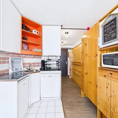 Appartement 2 Pièces - Balcon Ouest, Proche Pistes Et Commerces - 4 Pers, 2* - Fr-1-398-516 *